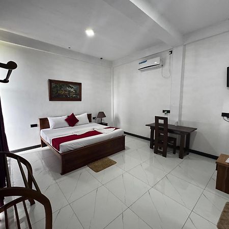 Hotel Ciel Star Anuradhapura Exterior foto